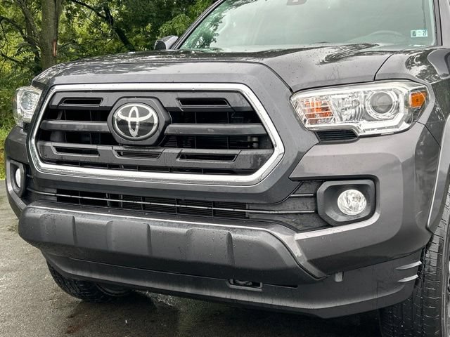 Used 2019 Toyota Tacoma SR5 AWD/4WD image 8