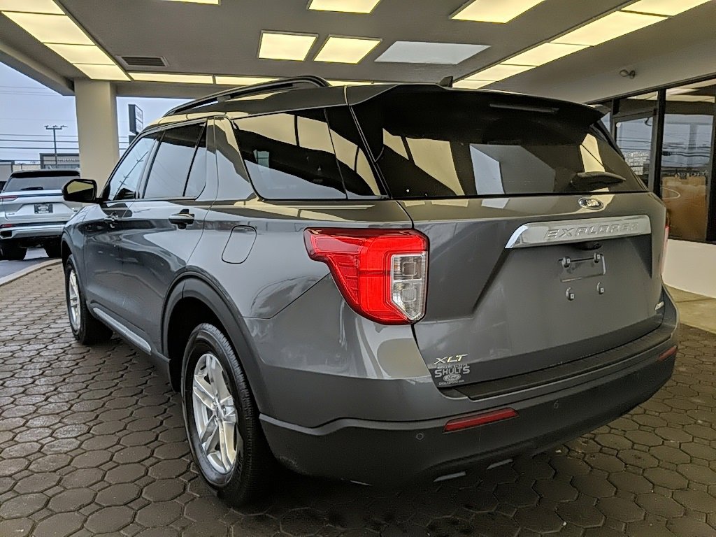 Certified 2023 Ford Explorer XLT image 11