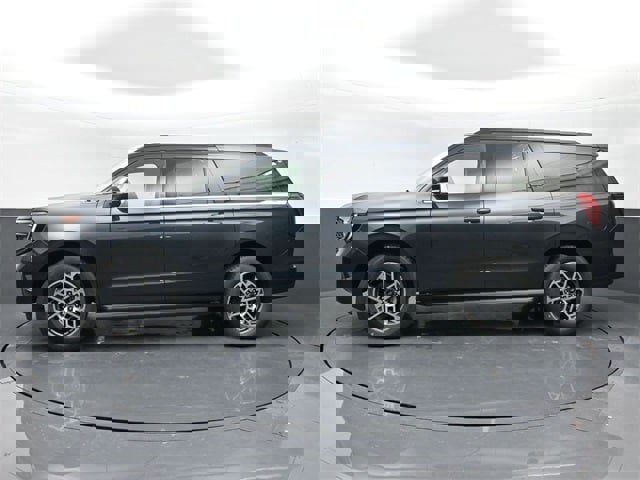 New 2025 Ford Expedition Max Active image 4