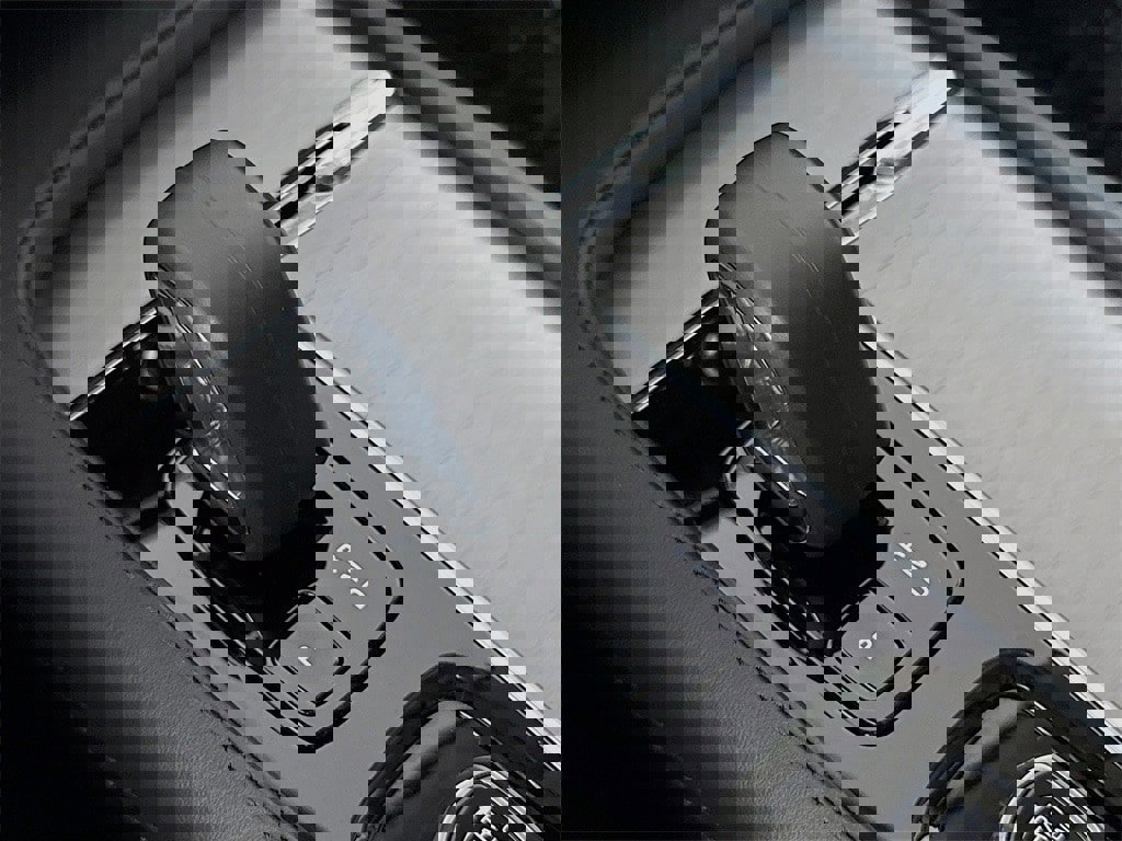 Certified 2025 Volvo XC90 B5 Core image 17