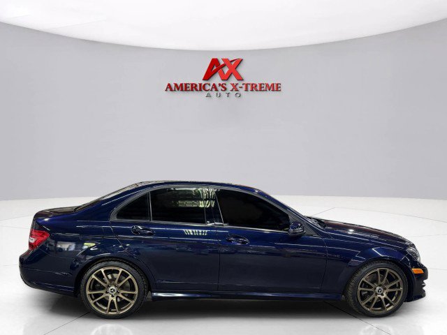 Used 2014 Mercedes-Benz C 300 Sport image 7