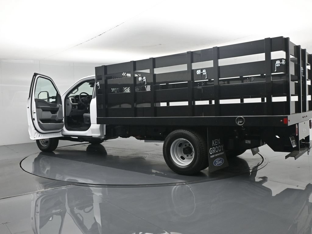 New 2026 Ford F350 XL w/ XL Chrome Package RWD image 27
