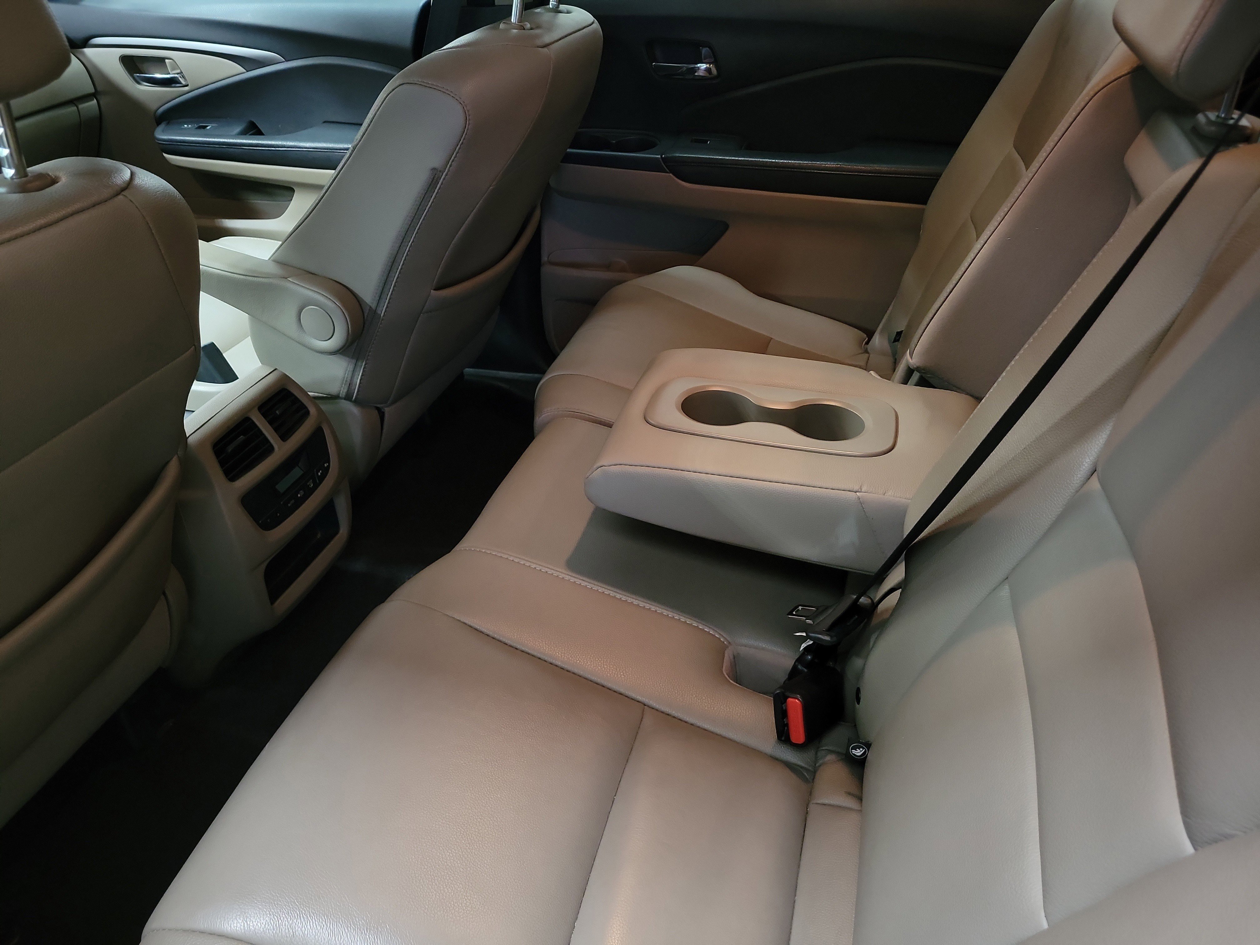 Used 2018 Honda Pilot EX-L image 12