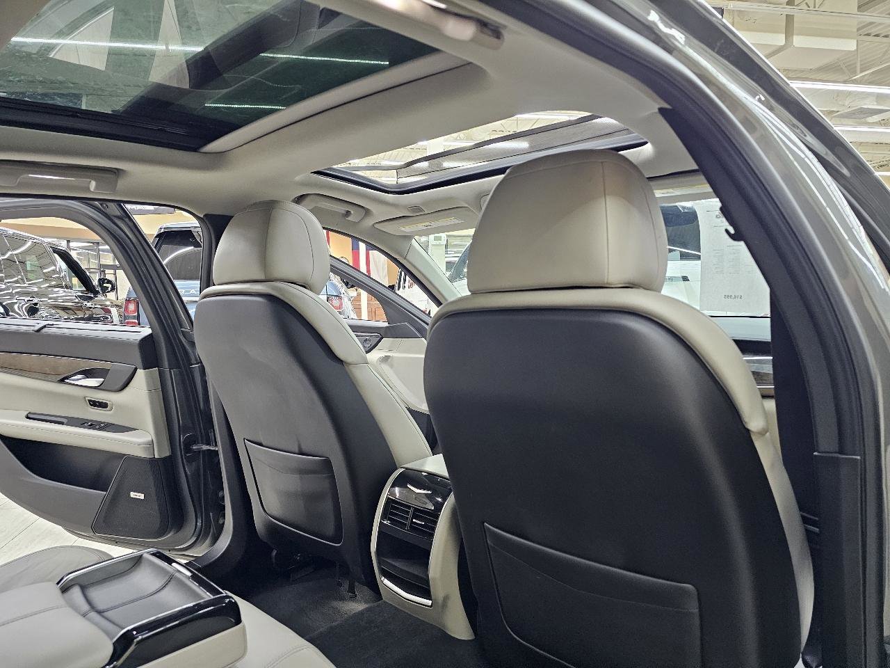 Used 2017 Cadillac CT6 Premium Luxury w/ Comfort Package image 24