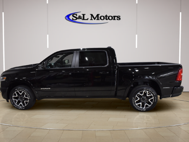 Used 2025 RAM 1500 Laramie w/ Sport Appearance Package AWD/4WD image 2
