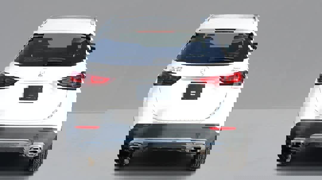 Certified 2023 Mercedes-Benz GLA 250 4MATIC w/ Premium Package image 6