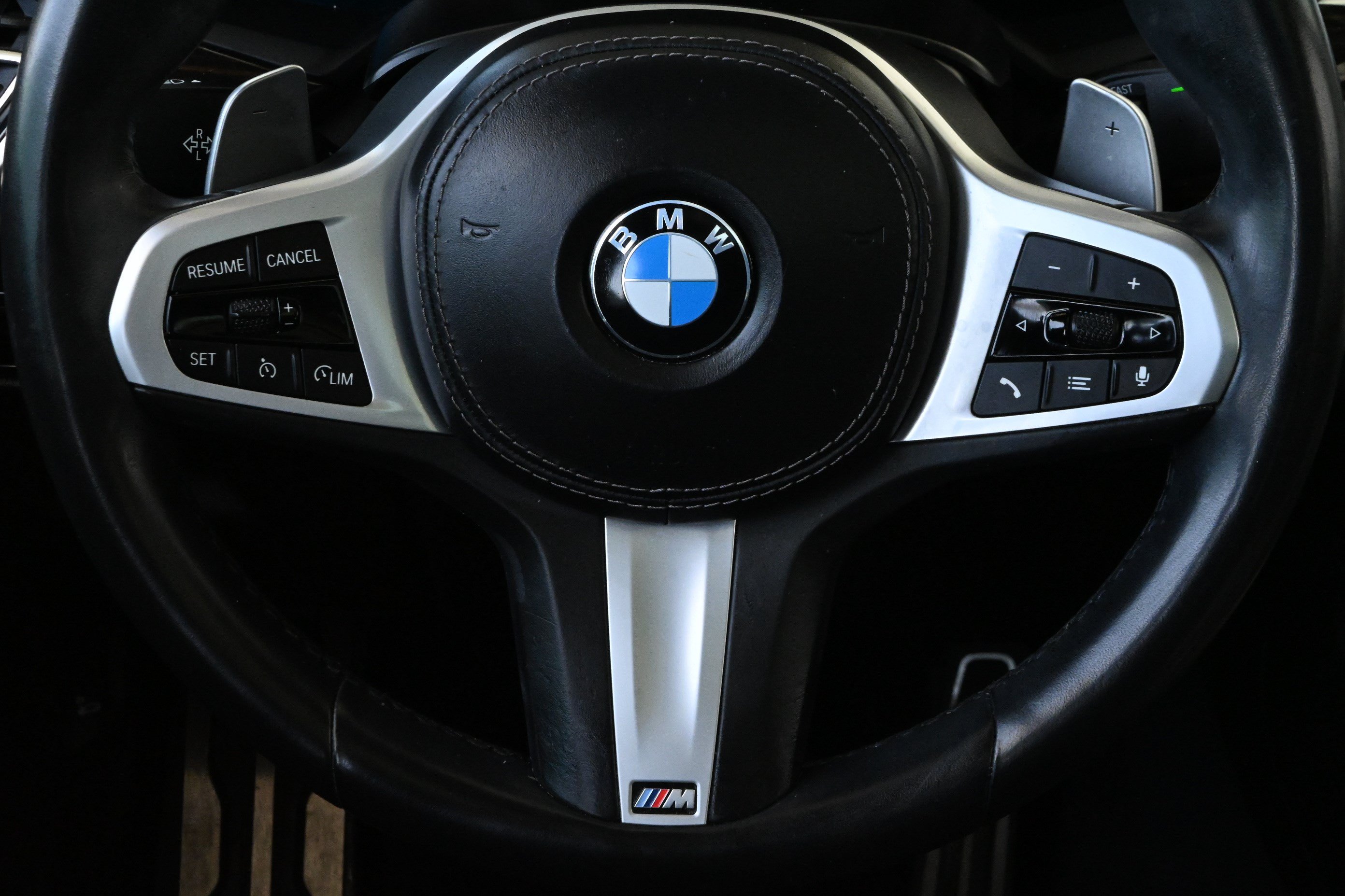 Used 2021 BMW X6 xDrive40i w/ M Sport Package AWD/4WD image 29