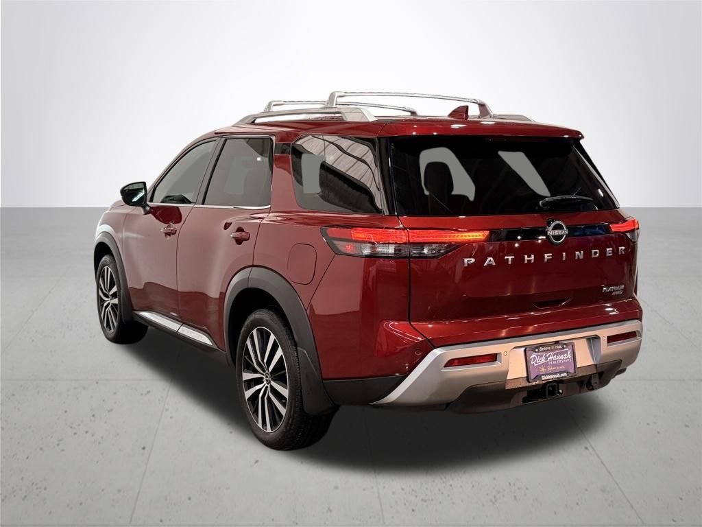 Used 2025 Nissan Pathfinder Platinum w/ Cargo Package image 14