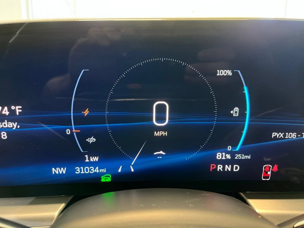 Certified 2024 Cadillac Lyriq Luxury AWD/4WD image 22