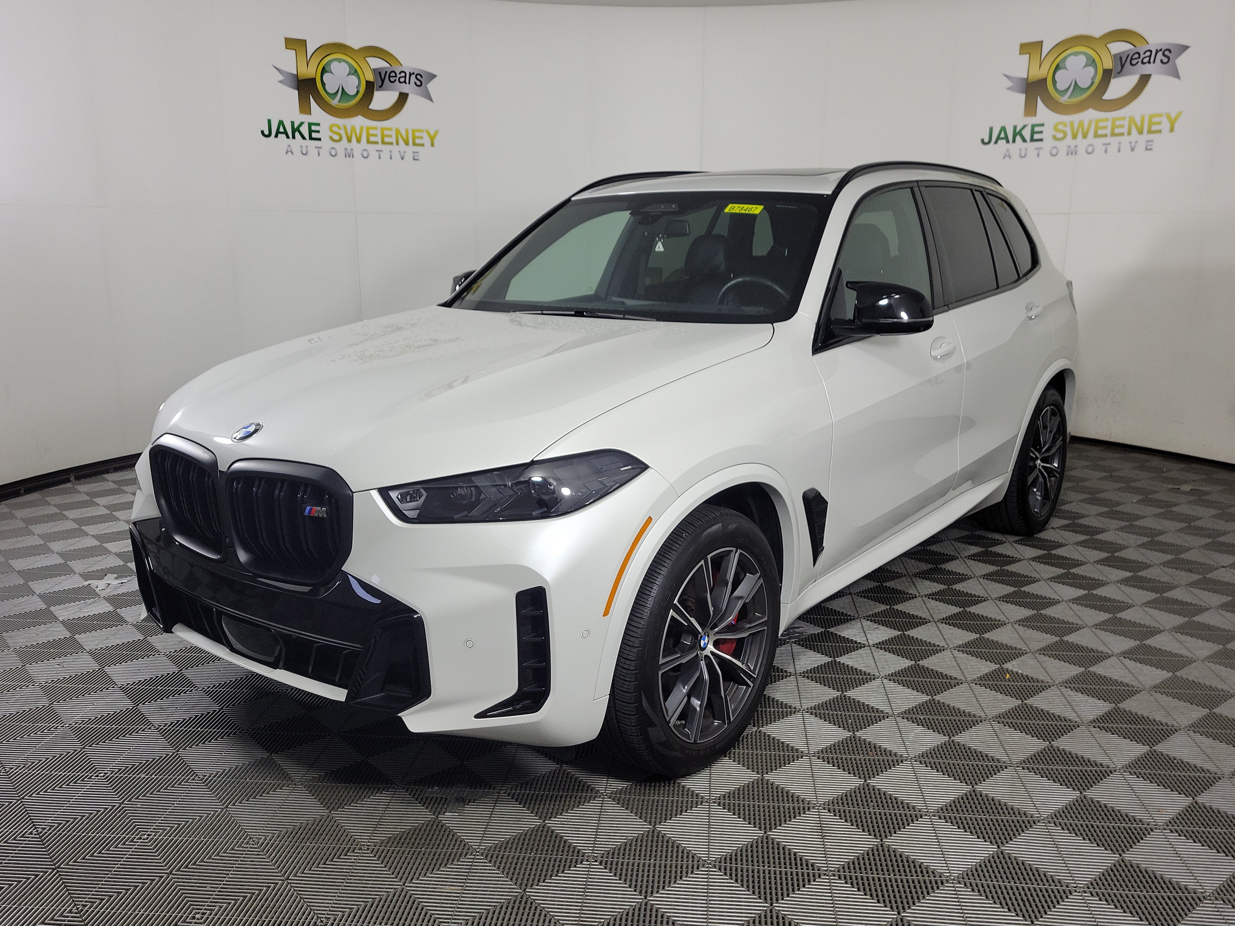 Certified 2024 BMW X5 M60i AWD/4WD image 3