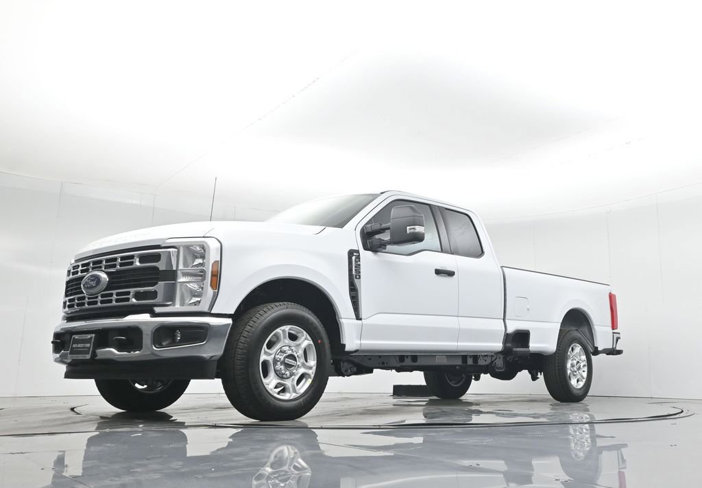 New 2026 Ford F250 XLT image 43