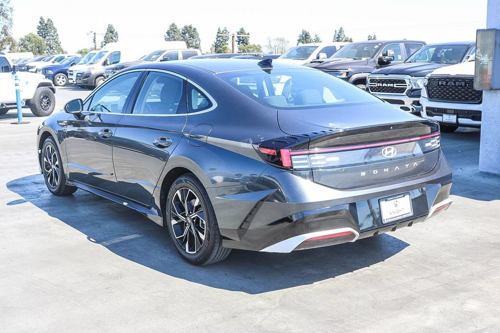 Used 2024 Hyundai Sonata SEL FWD image 7