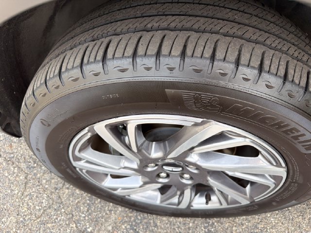 Certified 2025 Lincoln Corsair FWD image 30