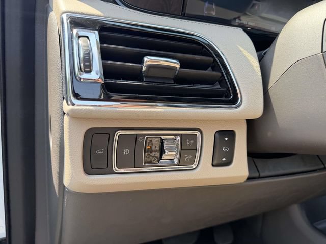 Certified 2022 Lincoln Navigator L Reserve AWD/4WD image 18