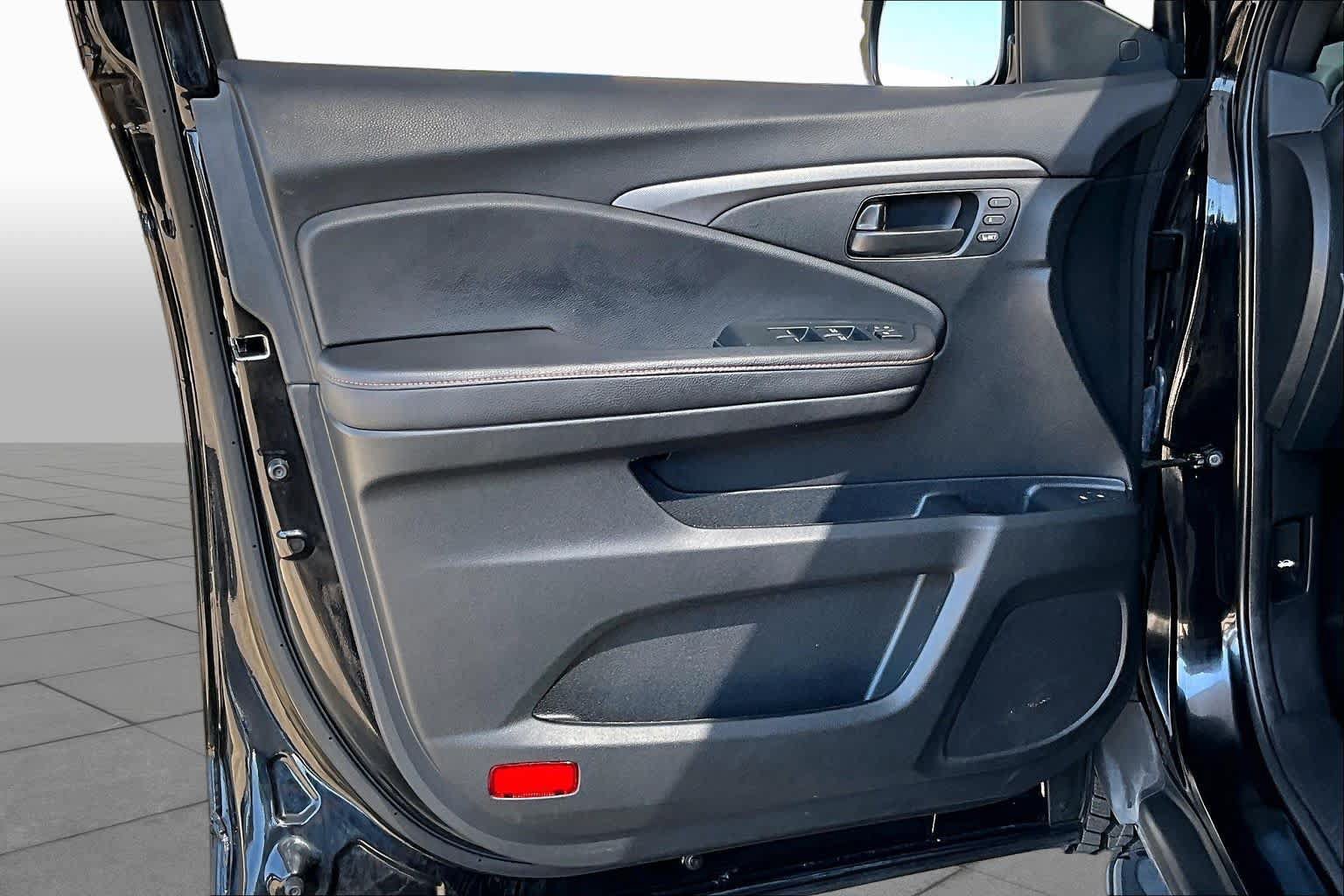 Certified 2023 Honda Passport TrailSport image 22