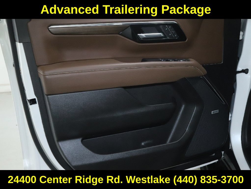 Used 2025 Chevrolet Tahoe High Country AWD/4WD image 18