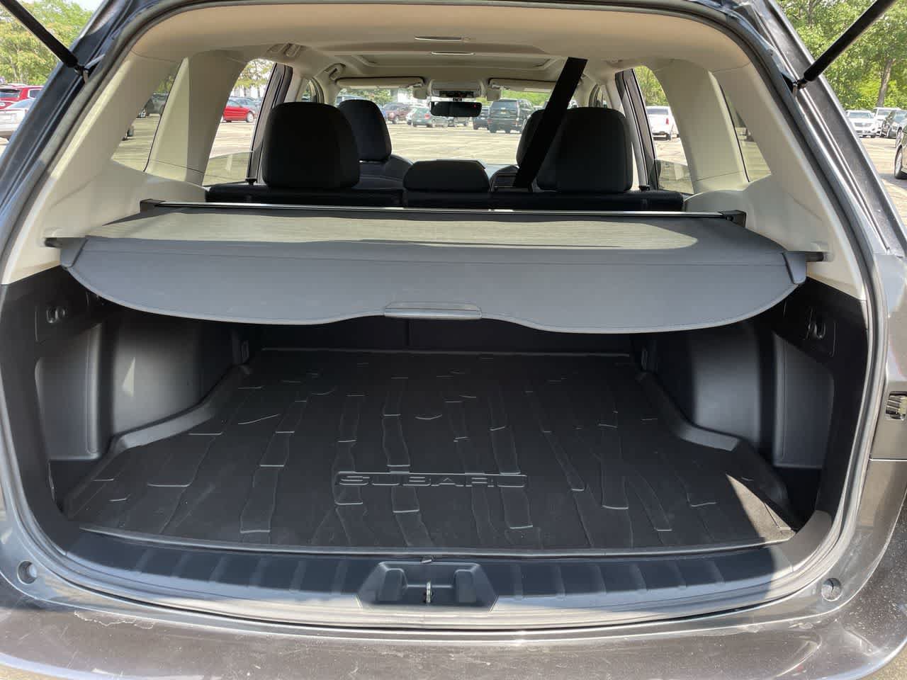 Used 2019 Subaru Forester Premium w/ All-Weather Package AWD/4WD image 17