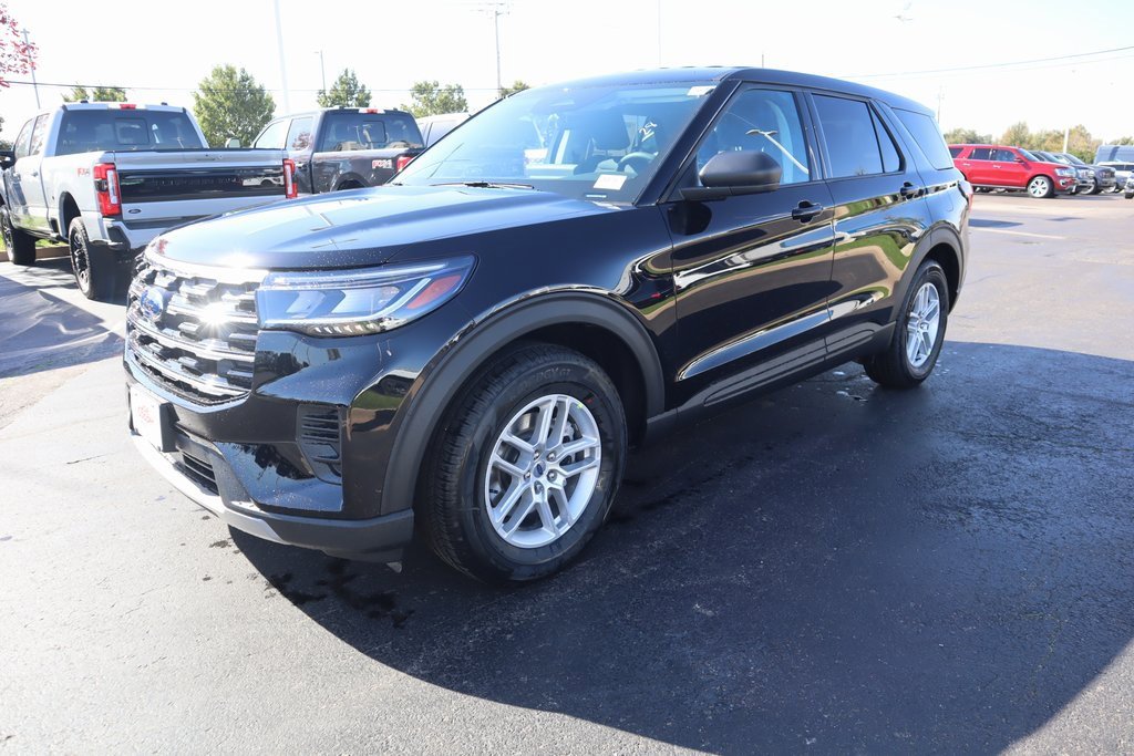 New 2026 Ford Explorer Active image 10
