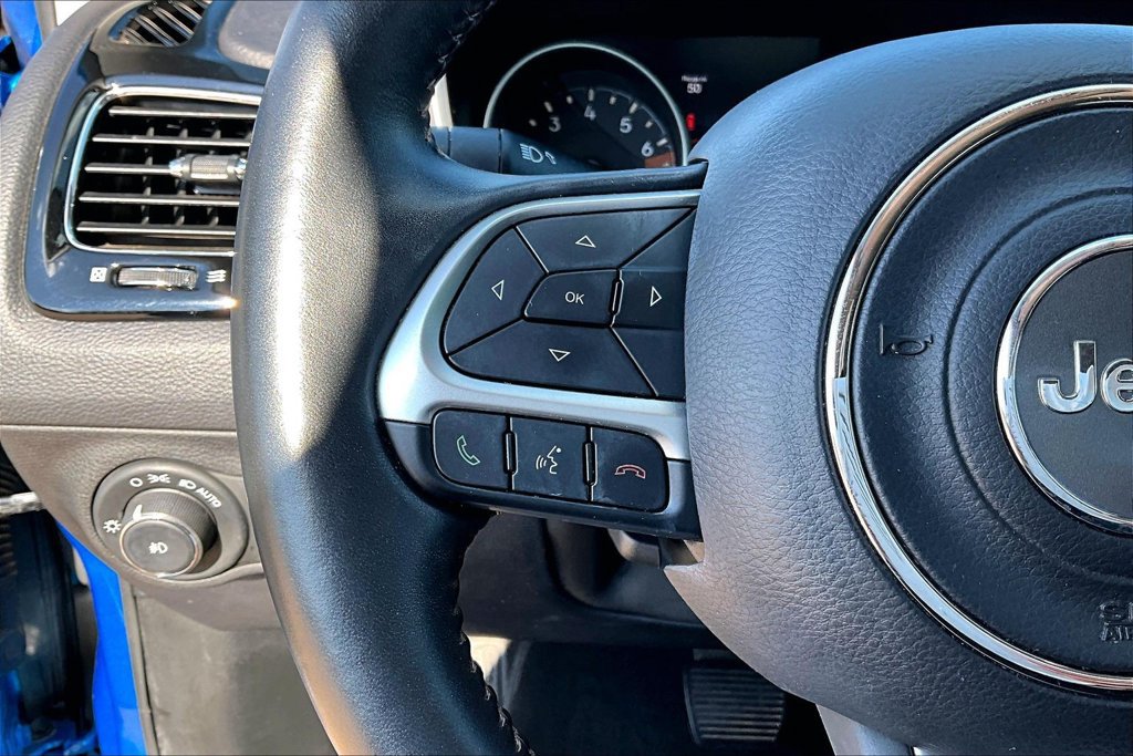 Used 2018 Jeep Compass Limited w/ Navigation Group FWD image 20