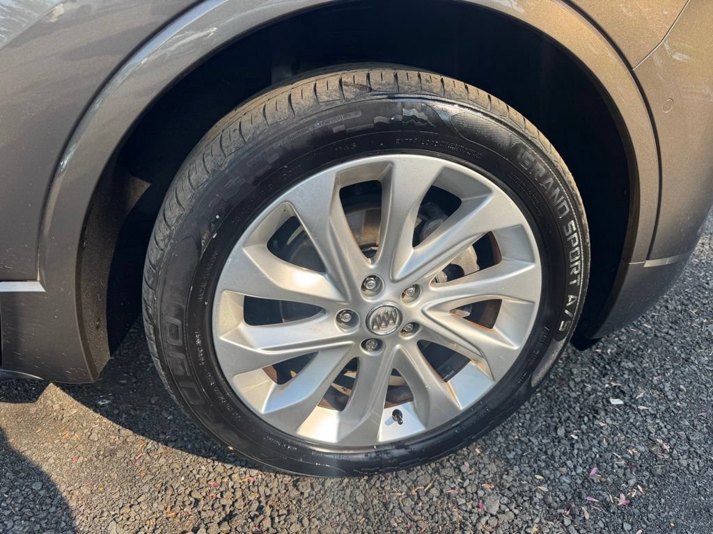 Used 2017 Buick Envision Premium w/ Driver Confidence Package AWD/4WD image 25