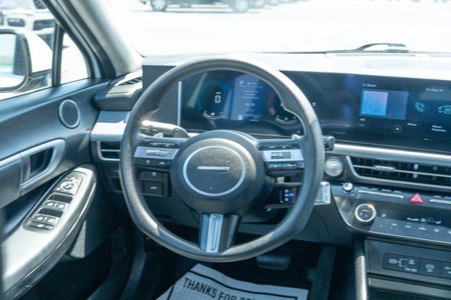 Used 2025 Hyundai Sonata SEL FWD image 33