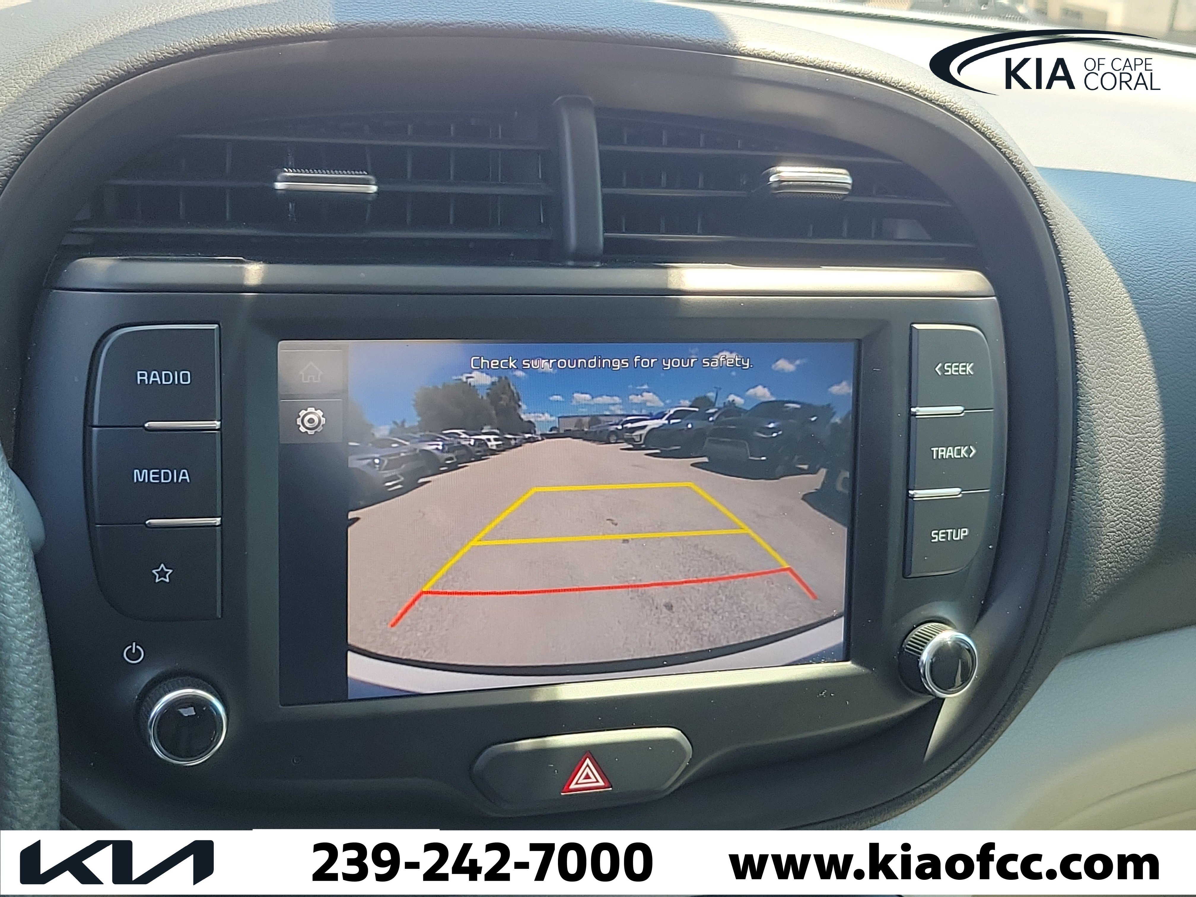 Used 2025 Kia Soul LX FWD image 29