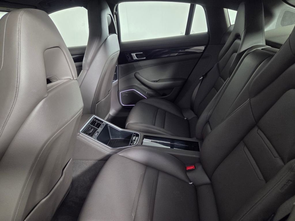 Used 2020 Porsche Panamera 4 w/ Premium Package Plus image 25