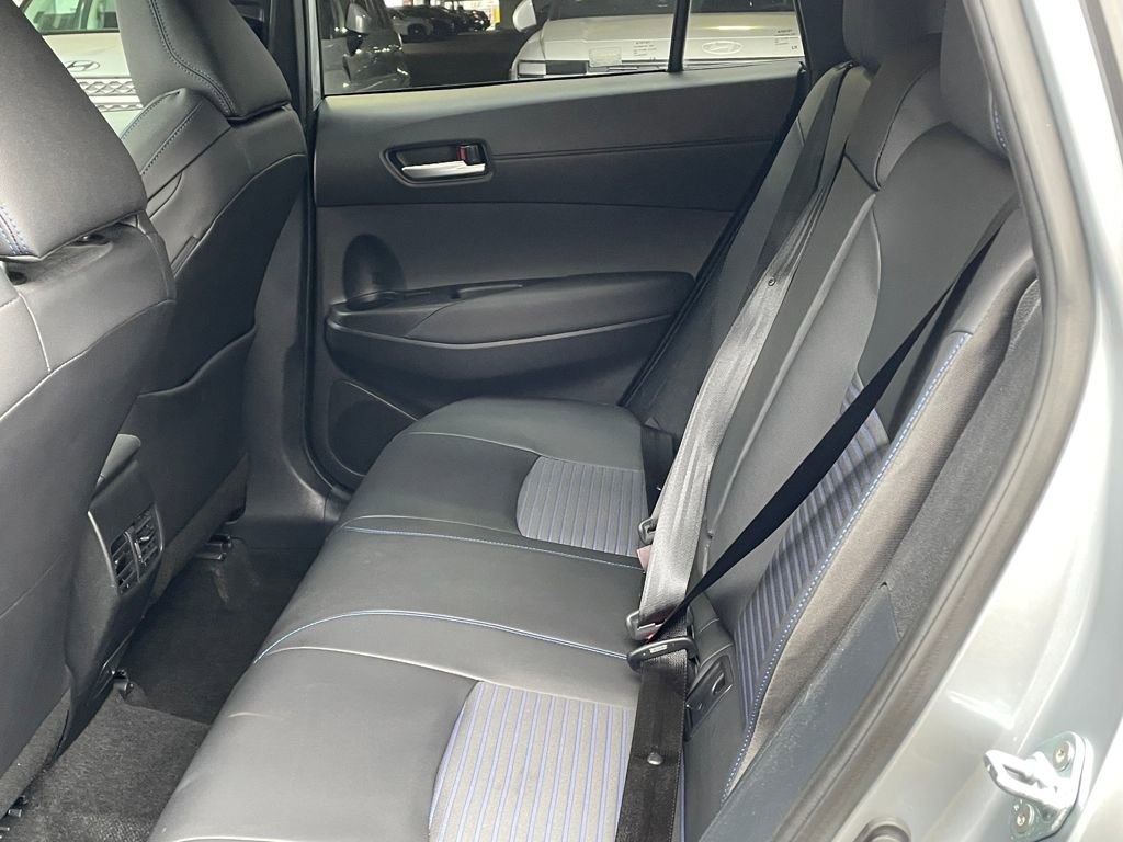 Used 2023 Toyota Corolla Cross XSE image 33