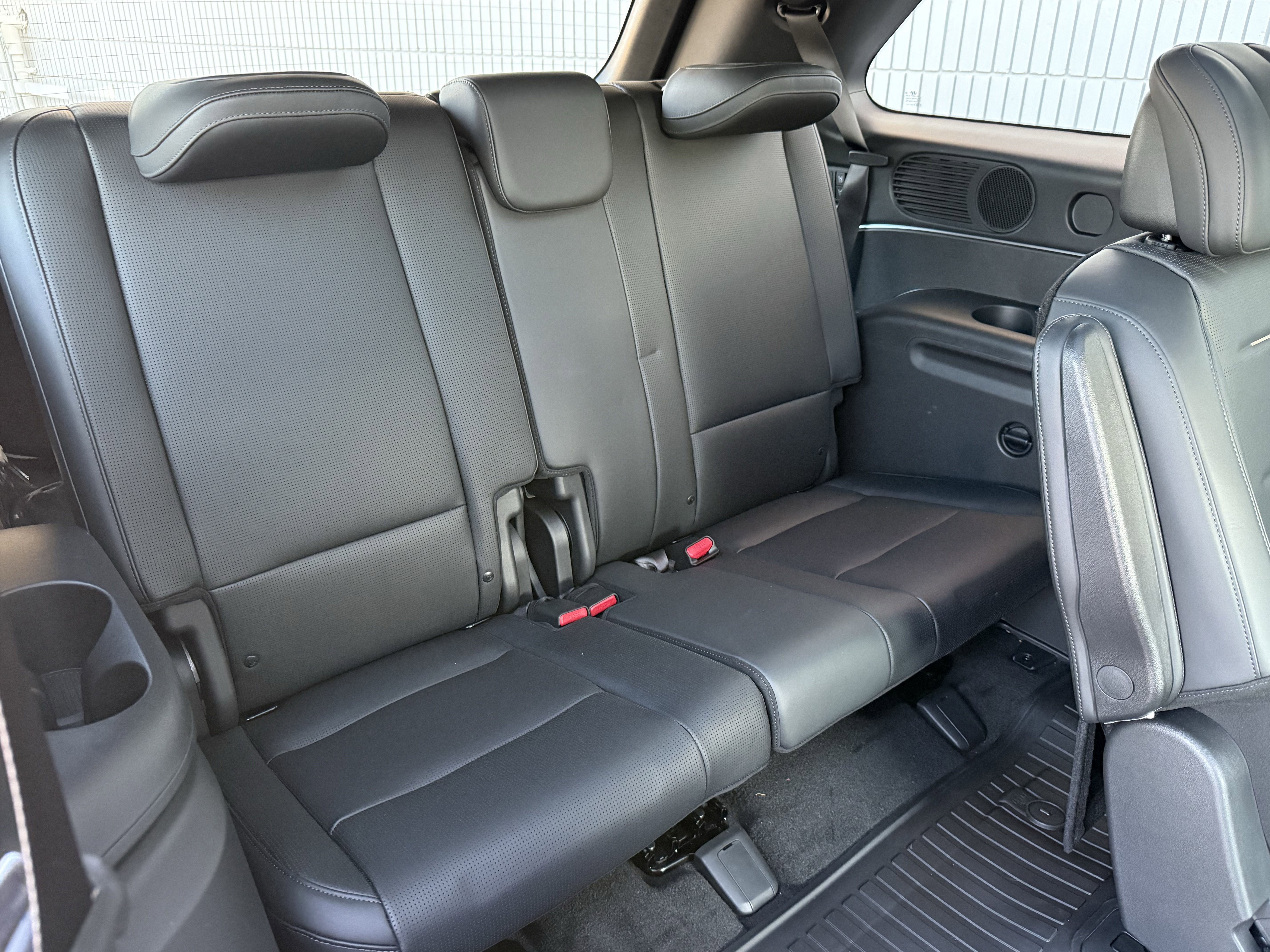 Used 2026 Hyundai Palisade Calligraphy image 7
