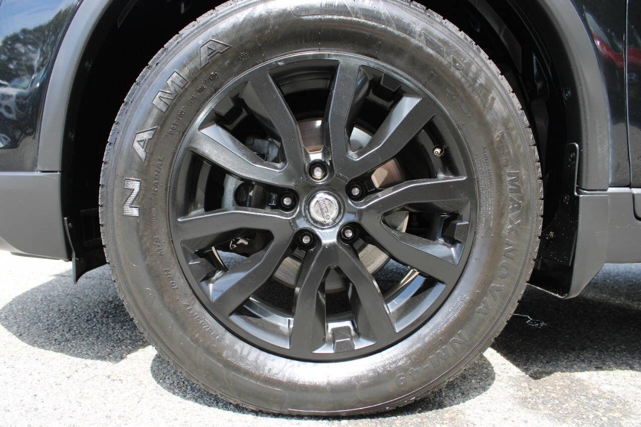 Used 2019 Nissan Rogue SV image 19