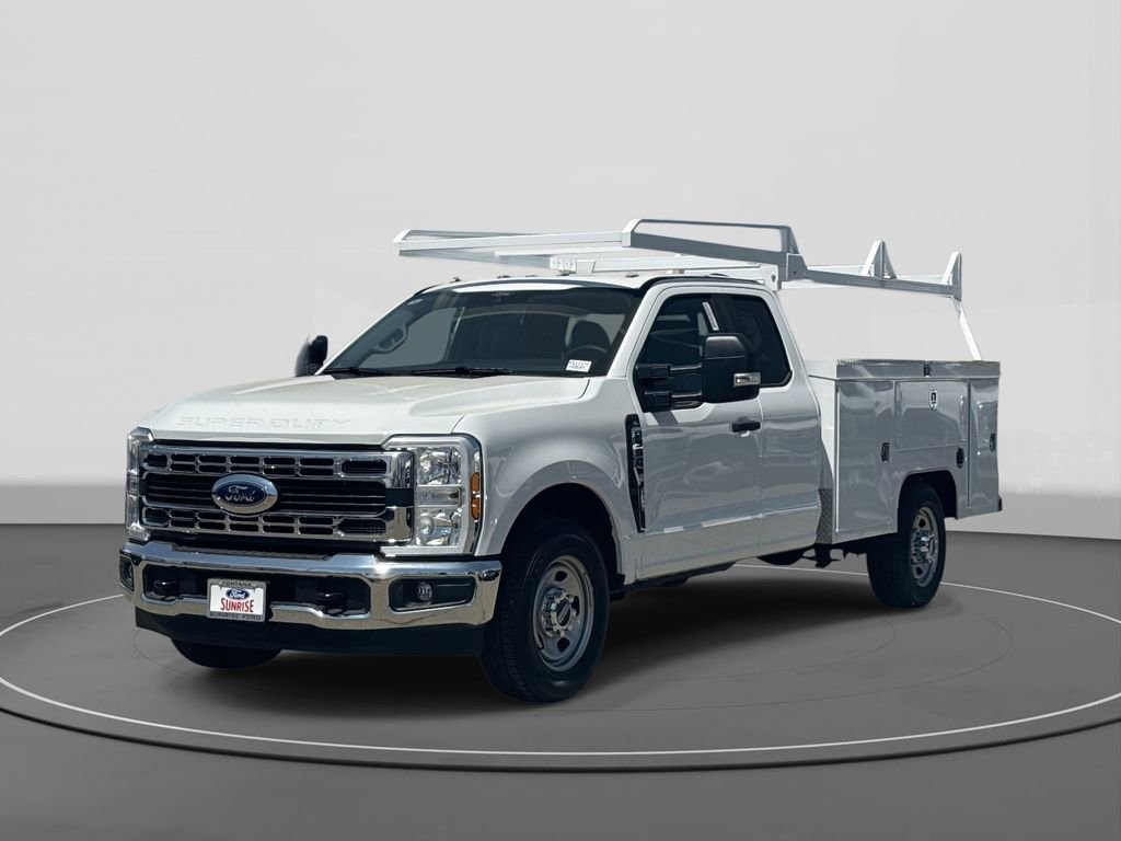 New 2025 Ford F350 XL w/ XL Chrome Package image 1