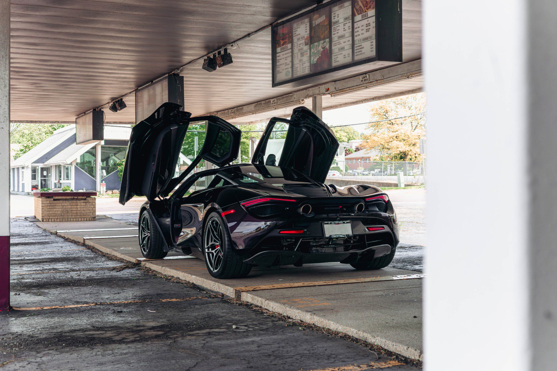 Used 2018 McLaren 720S Performance RWD image 86