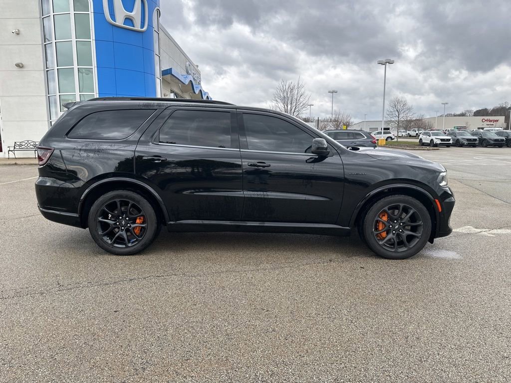 Used 2023 Dodge Durango R/T w/ Hemi Orange Plus Package image 2