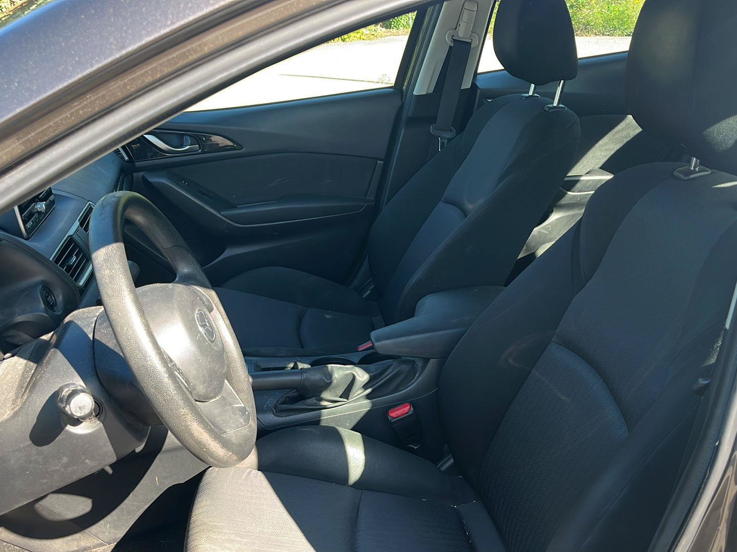 Used 2014 MAZDA MAZDA3 i Sport FWD image 2