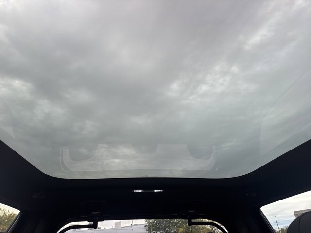 New 2024 Chevrolet Silverado EV RST image 30