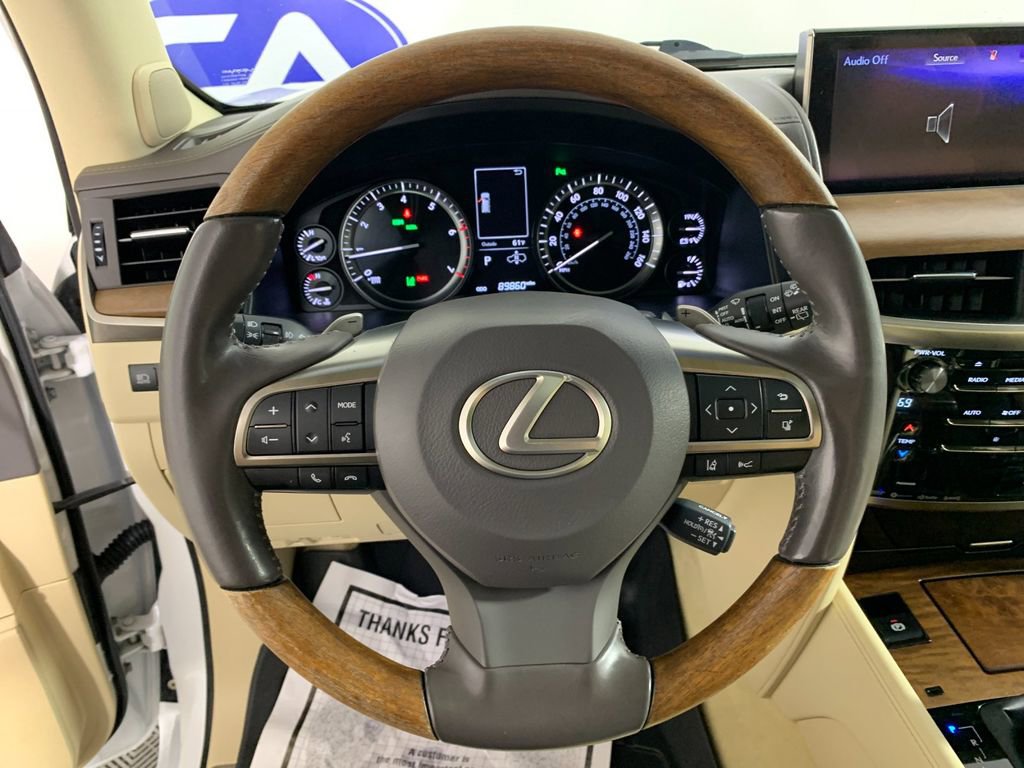 Used 2016 Lexus LX 570 4WD w/ Luxury Package image 22