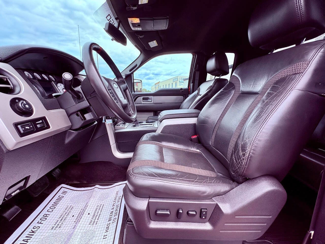 Used 2010 Ford F150 Raptor image 10