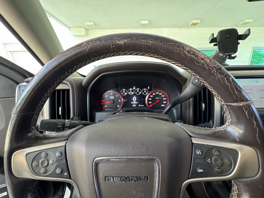 Used 2015 GMC Sierra 1500 Denali AWD/4WD image 33
