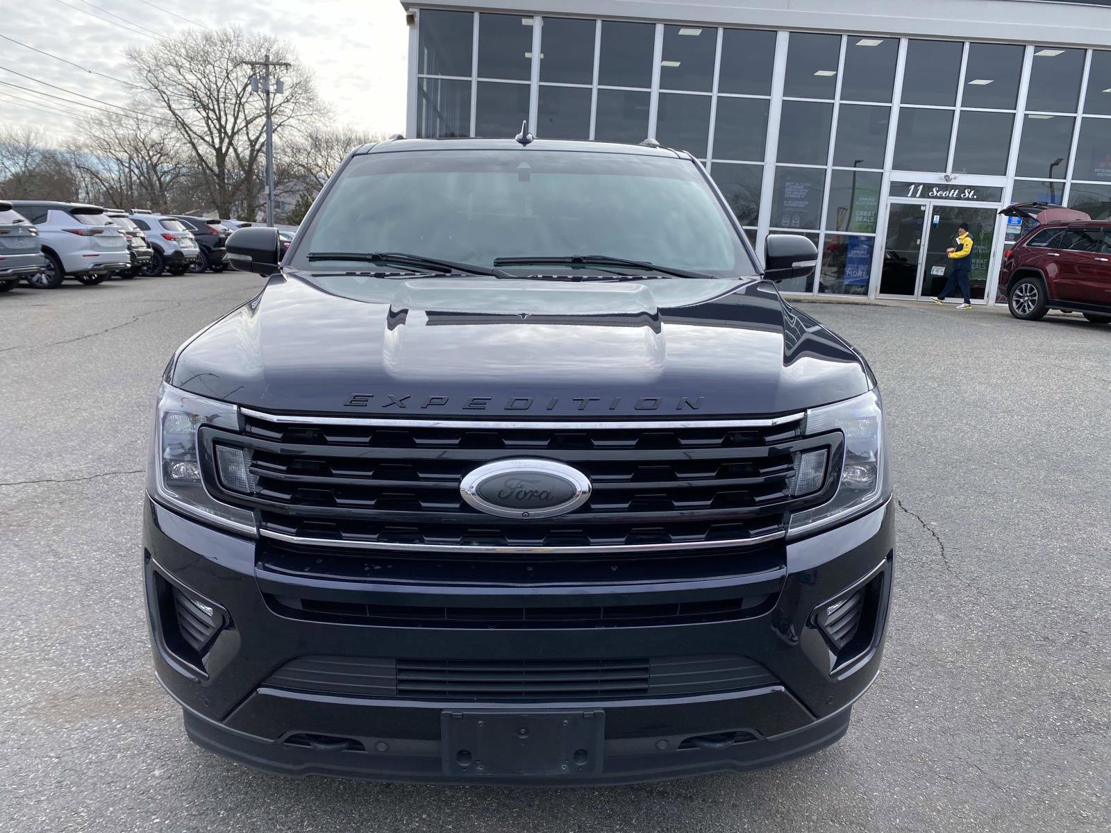 Used 2021 Ford Expedition Limited image 9