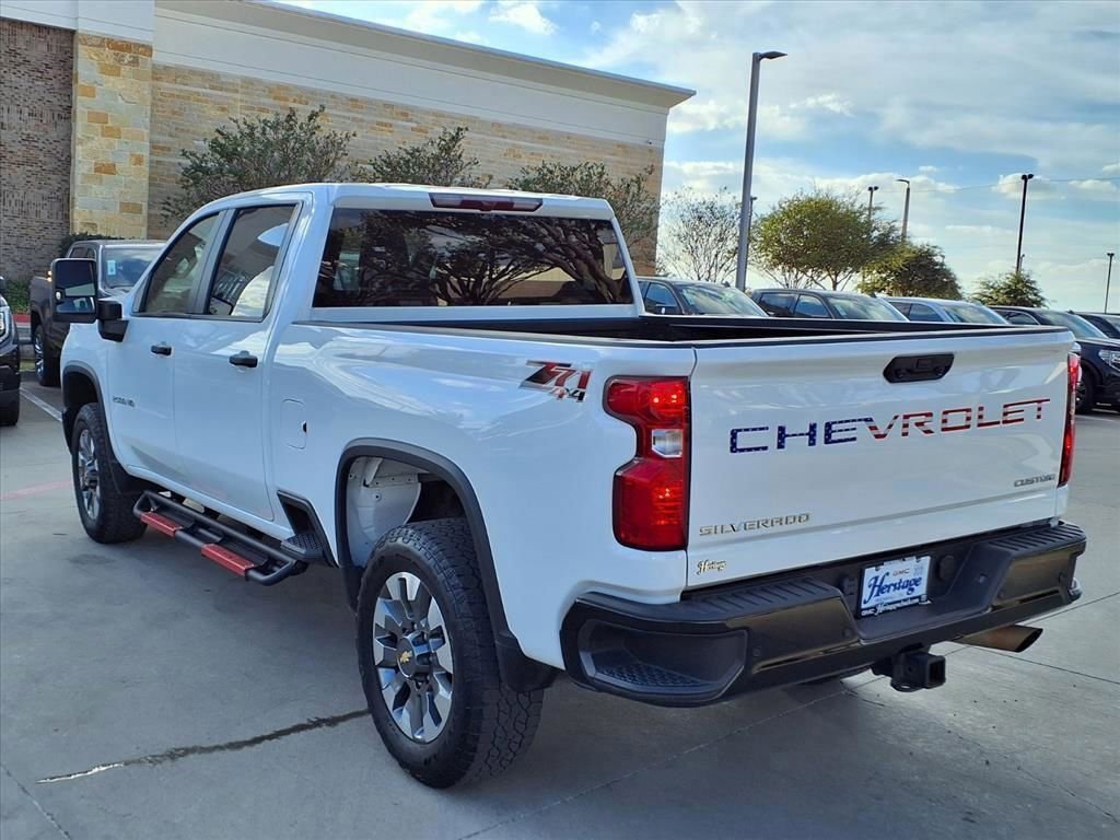 Used 2024 Chevrolet Silverado 2500 Custom w/ Custom Value Package AWD/4WD image 5
