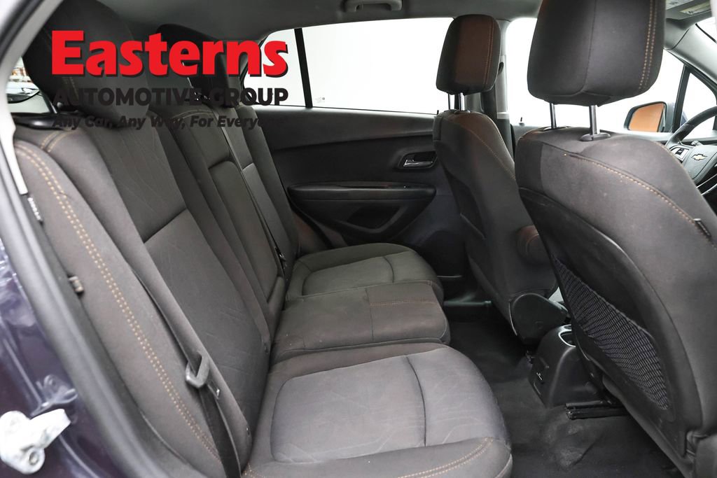 Used 2019 Chevrolet Trax LT FWD image 23
