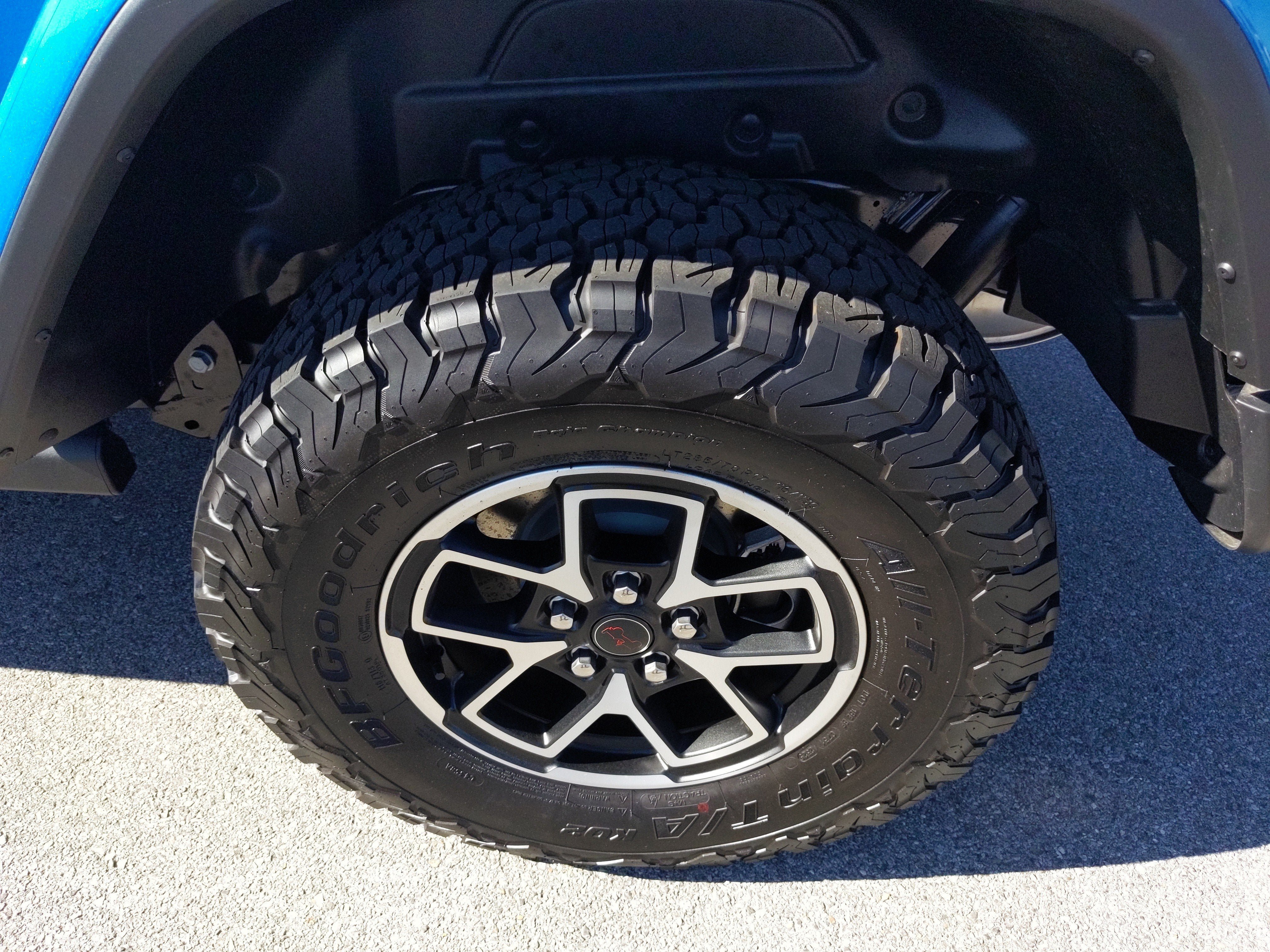 New 2025 Jeep Wrangler Unlimited Rubicon w/ Steel Bumper Group AWD/4WD image 18