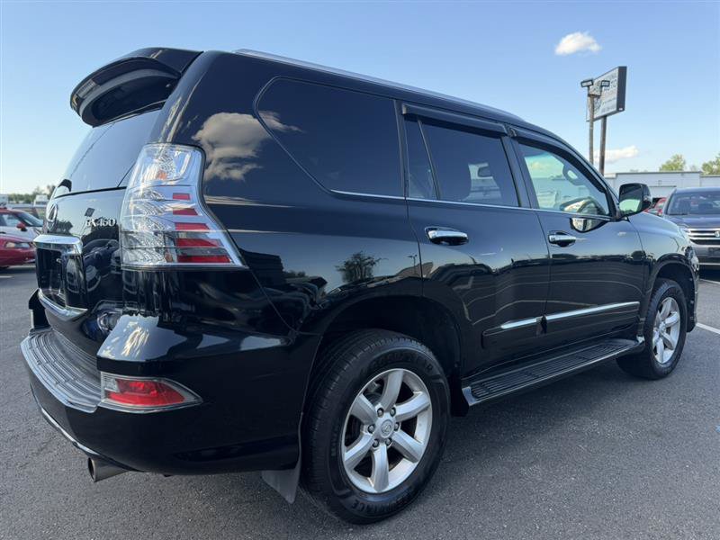 Used 2015 Lexus GX 460 w/ Navigation Package AWD/4WD image 7