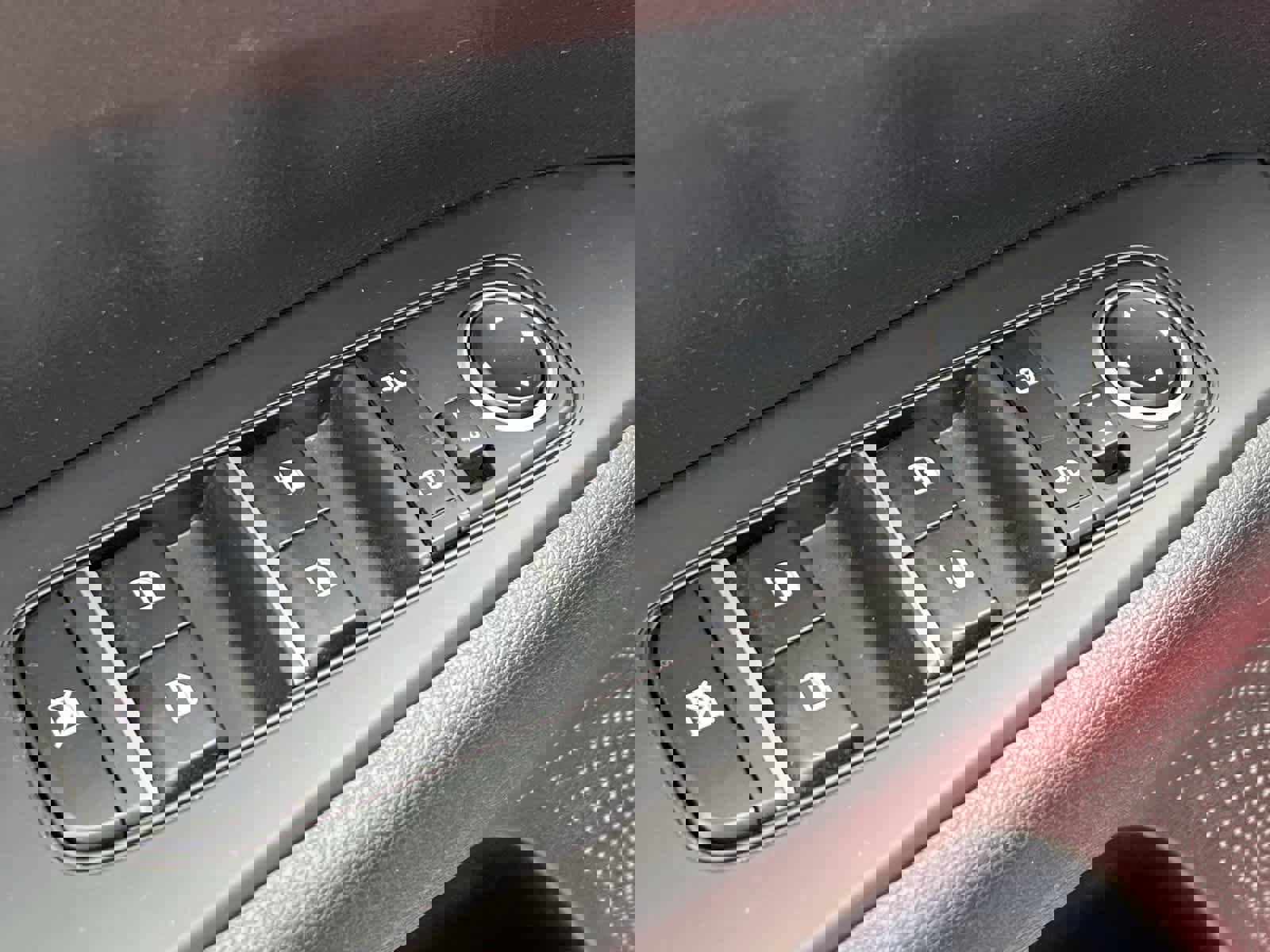 Used 2023 Kia Forte LXS image 13