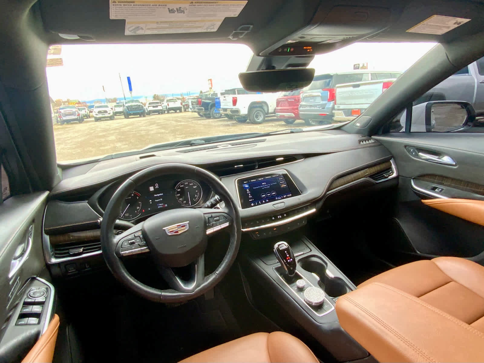 Used 2021 Cadillac XT4 Premium Luxury w/ Enhanced Visibility Package image 33