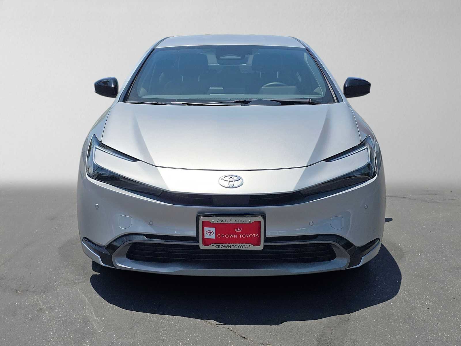 Certified 2026 Toyota Prius XLE FWD image 8