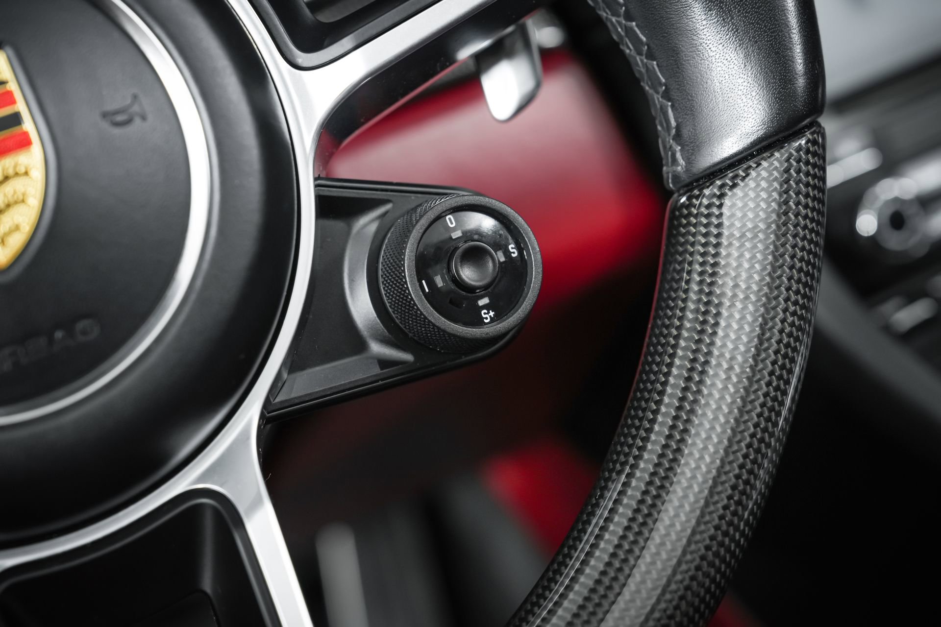 Used 2018 Porsche 911 Targa 4 GTS image 89