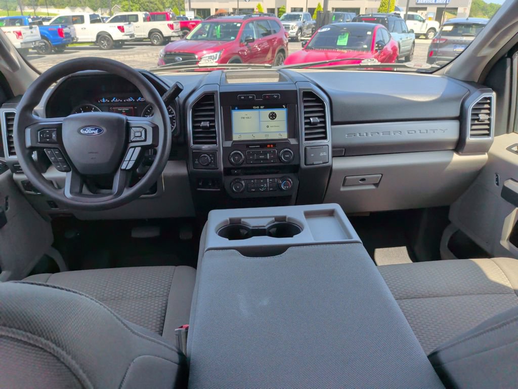 Used 2018 Ford F250 XLT w/ XLT Premium Package AWD/4WD video 2