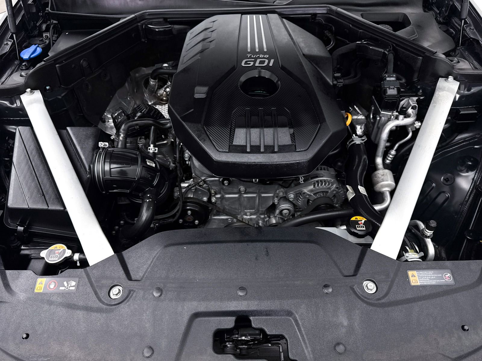 Used 2019 Kia Stinger RWD image 10