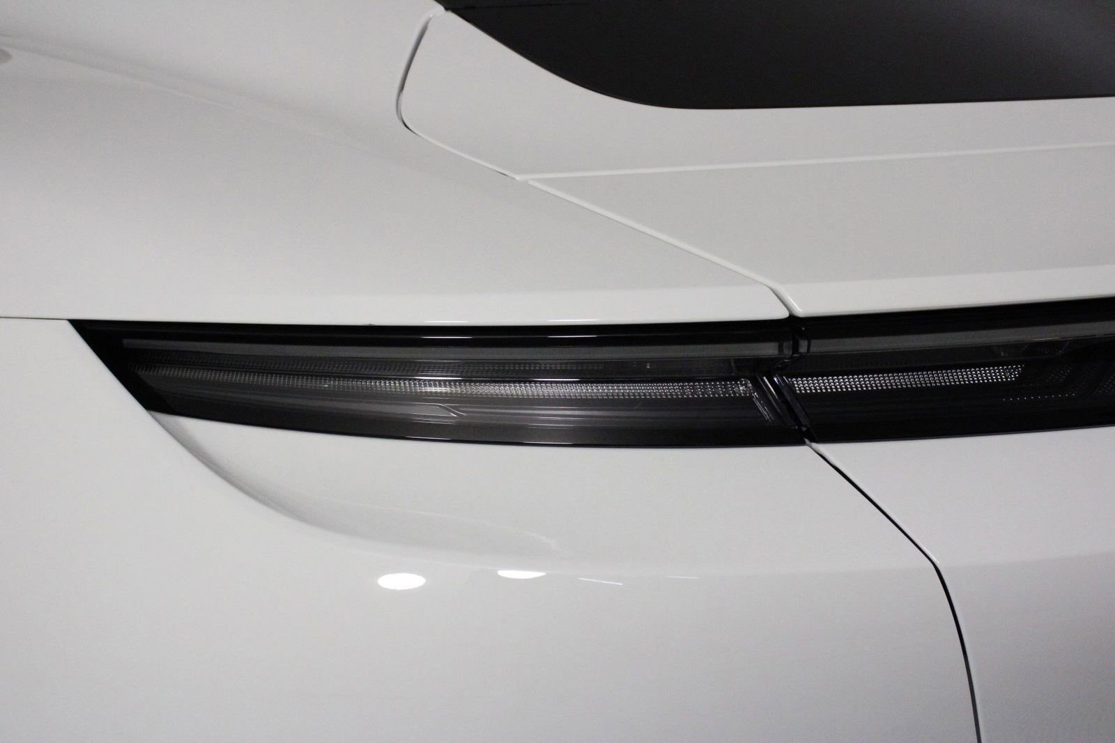 Certified 2025 Porsche Taycan image 21